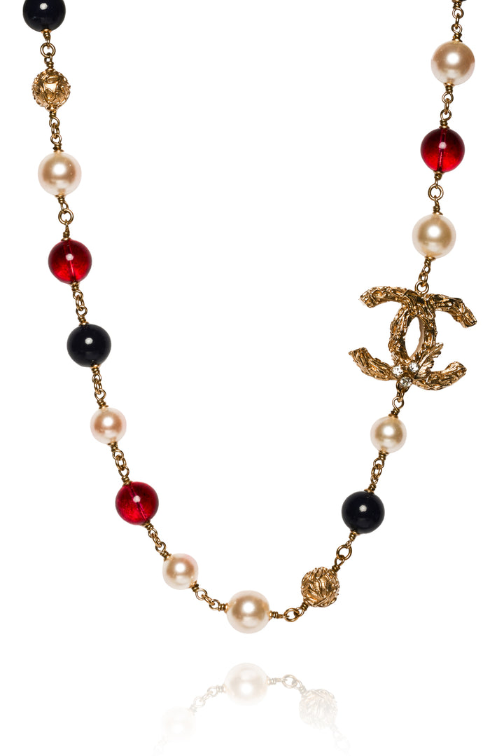 Chanel 2013 Faux pearl Beaded Necklace