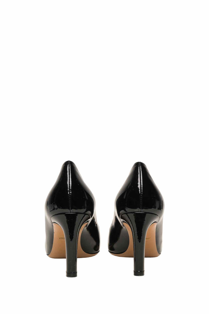 Salvatore Ferragamo Size 9 Almond-Toe Patent Leather Pumps