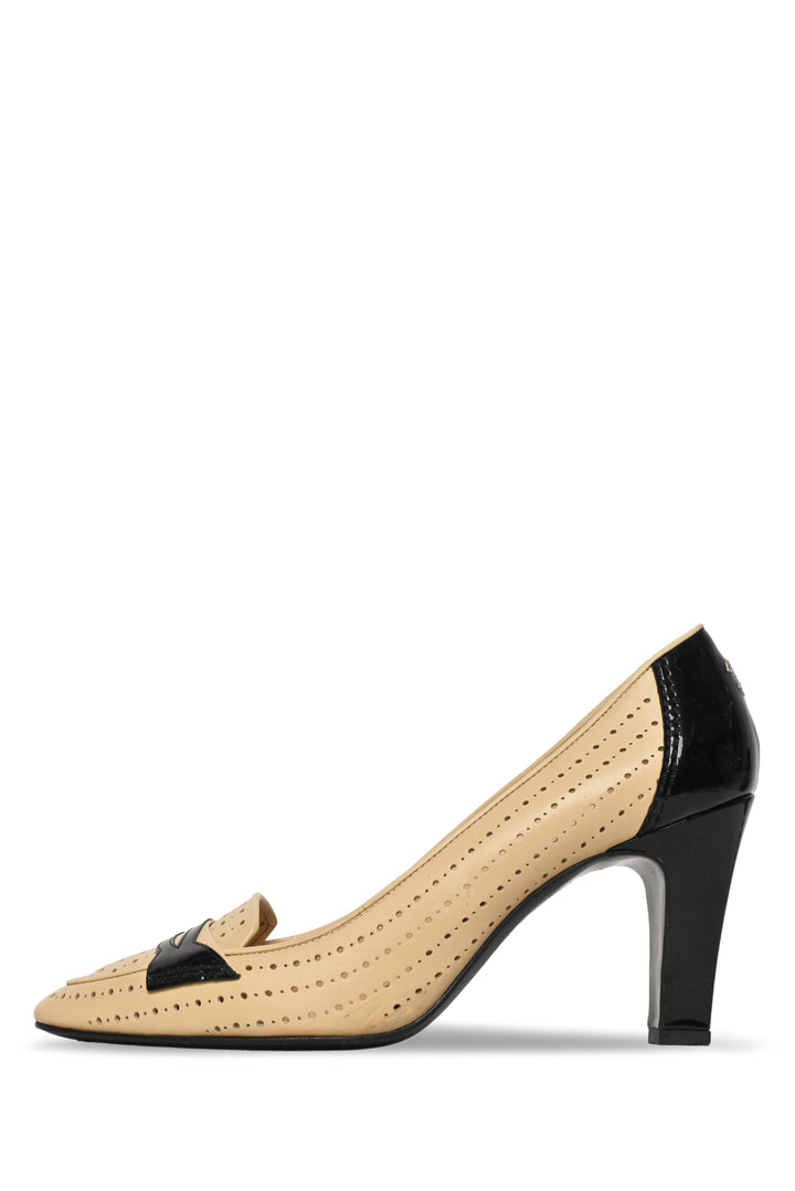 Chanel Size 38.5 Perforated & Patent Leather CC Pumps
