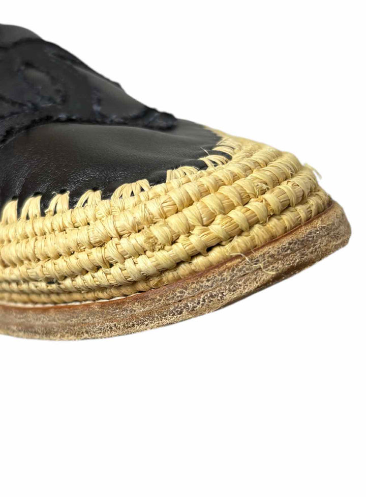 Chanel Size 38 Black Leather CC Logo Espadrille Flats