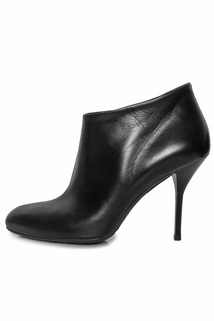 Gucci Size 37 Heeled Leather Ankle Boots