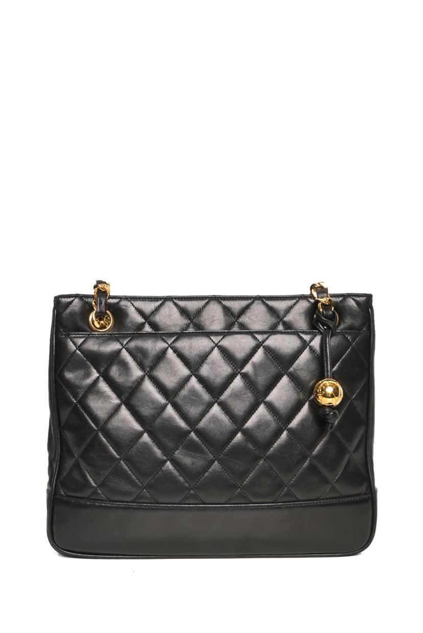 Chanel 1991-1994 Quilted Leather Chain Tote