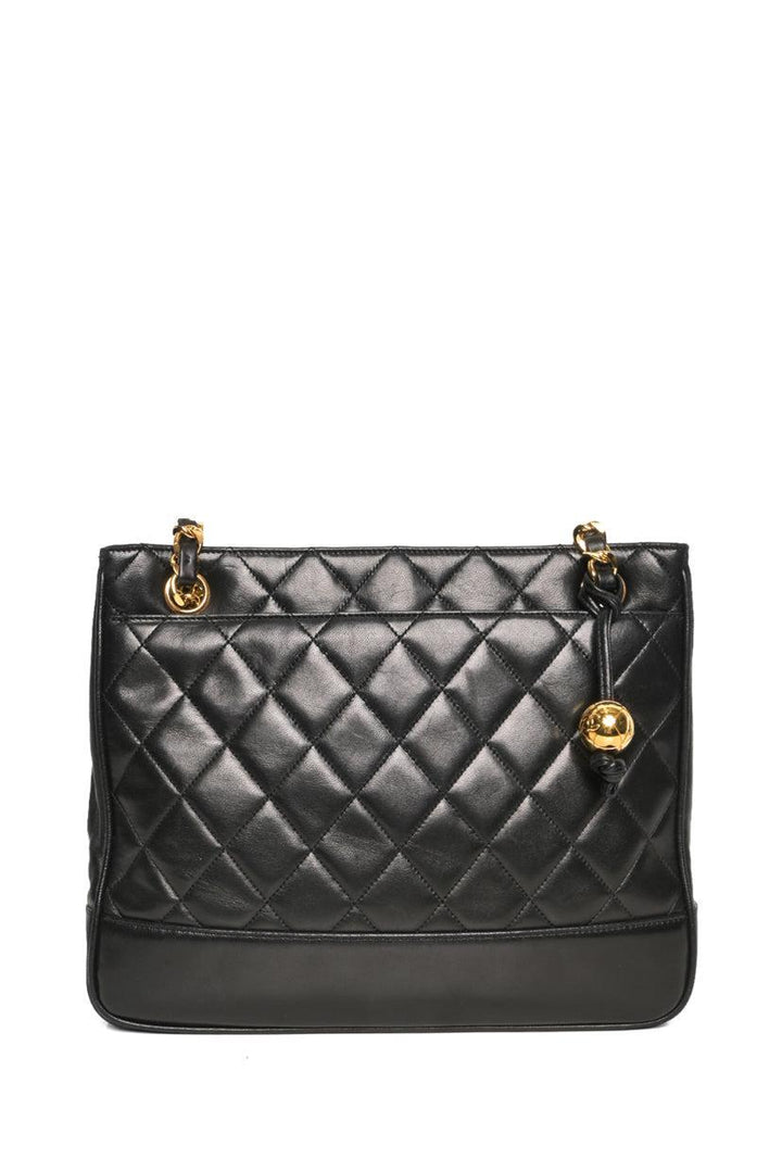 Chanel 1991-1994 Quilted Leather Chain Tote
