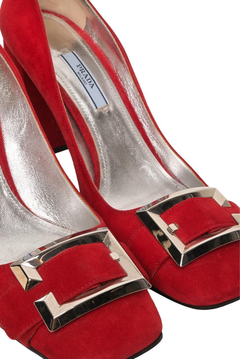 Prada Size 40 Suede Buckle Detail Pumps