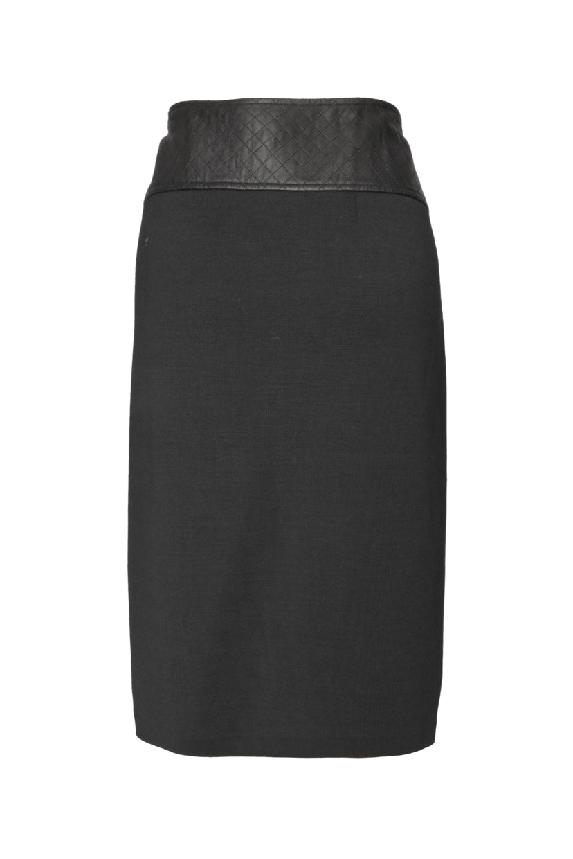 St. John Size 12 Leather Trimmed Skirt