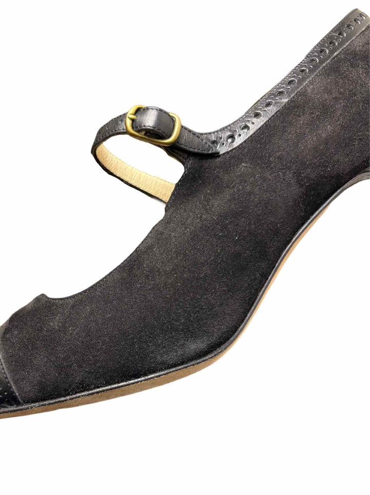 Manolo Blahnik Size 38 Suede & Leather Trim Pumps