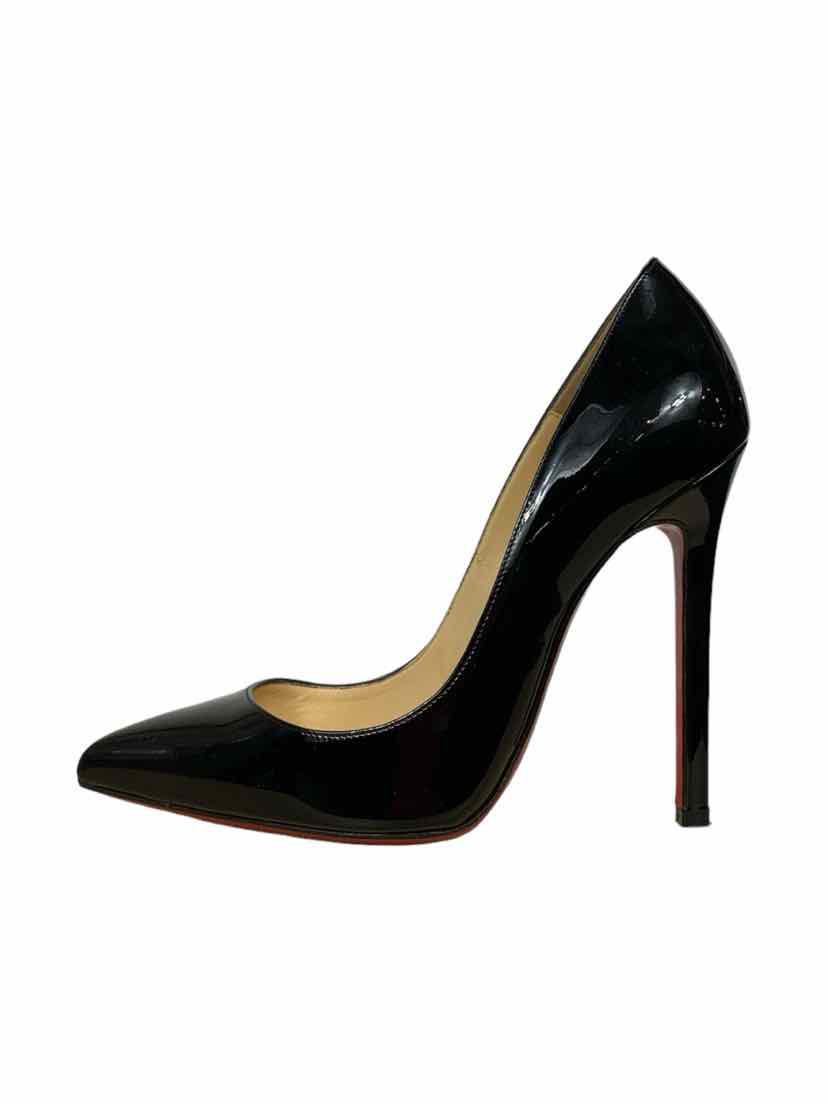 Christian Louboutin Size 36 Pumps