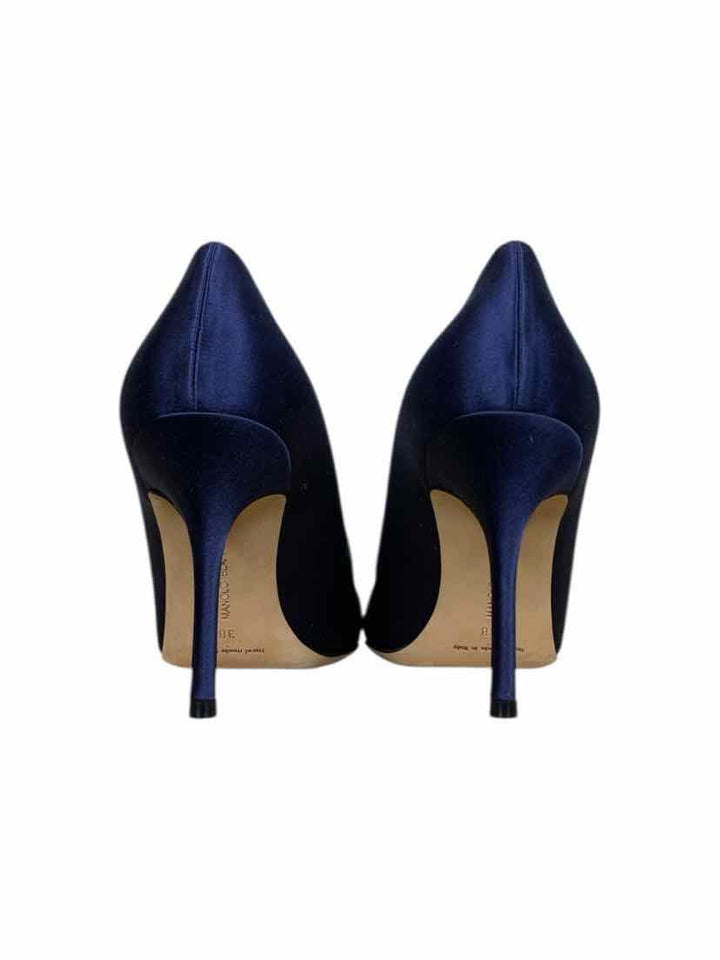 Manolo Blahnik Size 38 Pumps