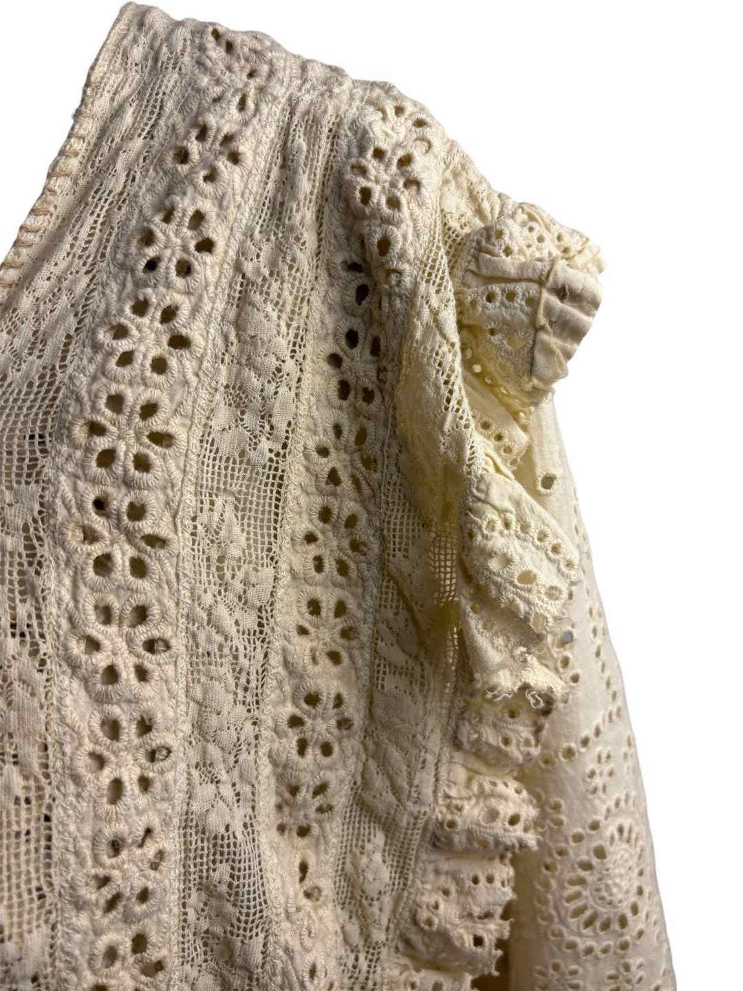 Magnolia Pearl Eyelet Rosario Size OS Tops