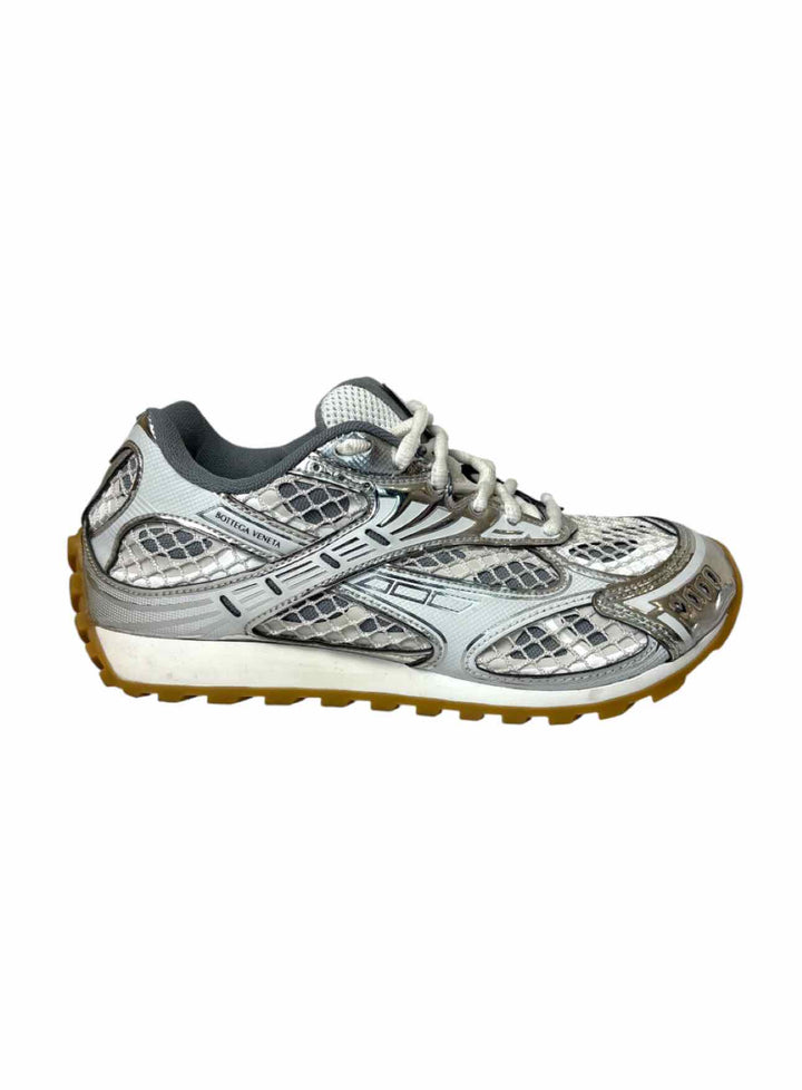 Bottega Veneta Size 38 Orbit Tech Fabric Metallic Sneaker