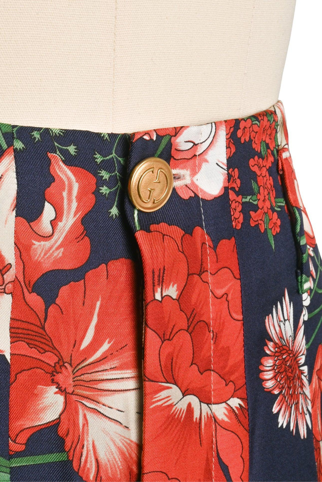 Gucci Size 38 2018 Floral Silk Pleated Capris