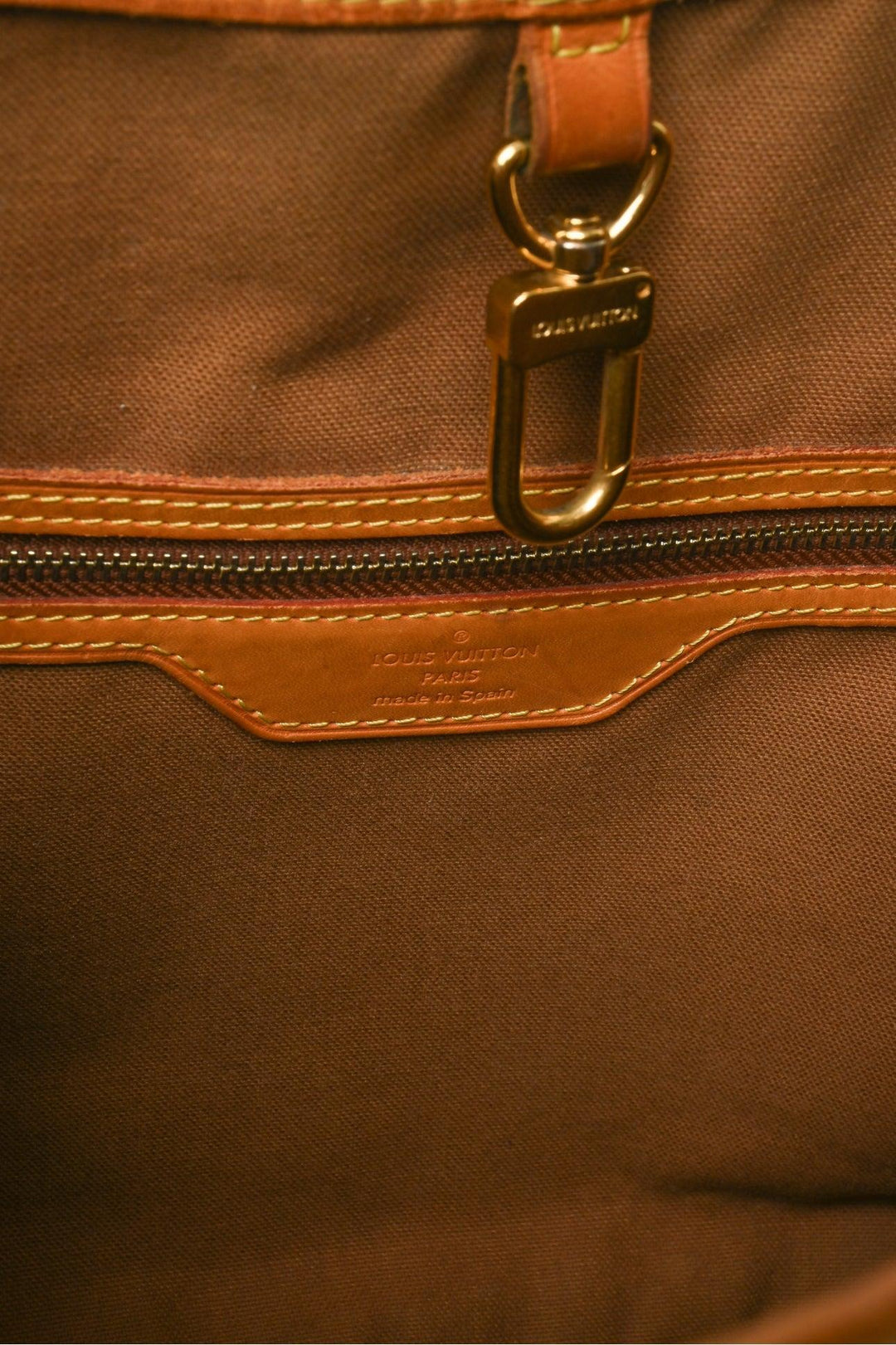 Louis Vuitton 2008 Batignolles Horizontal Tote