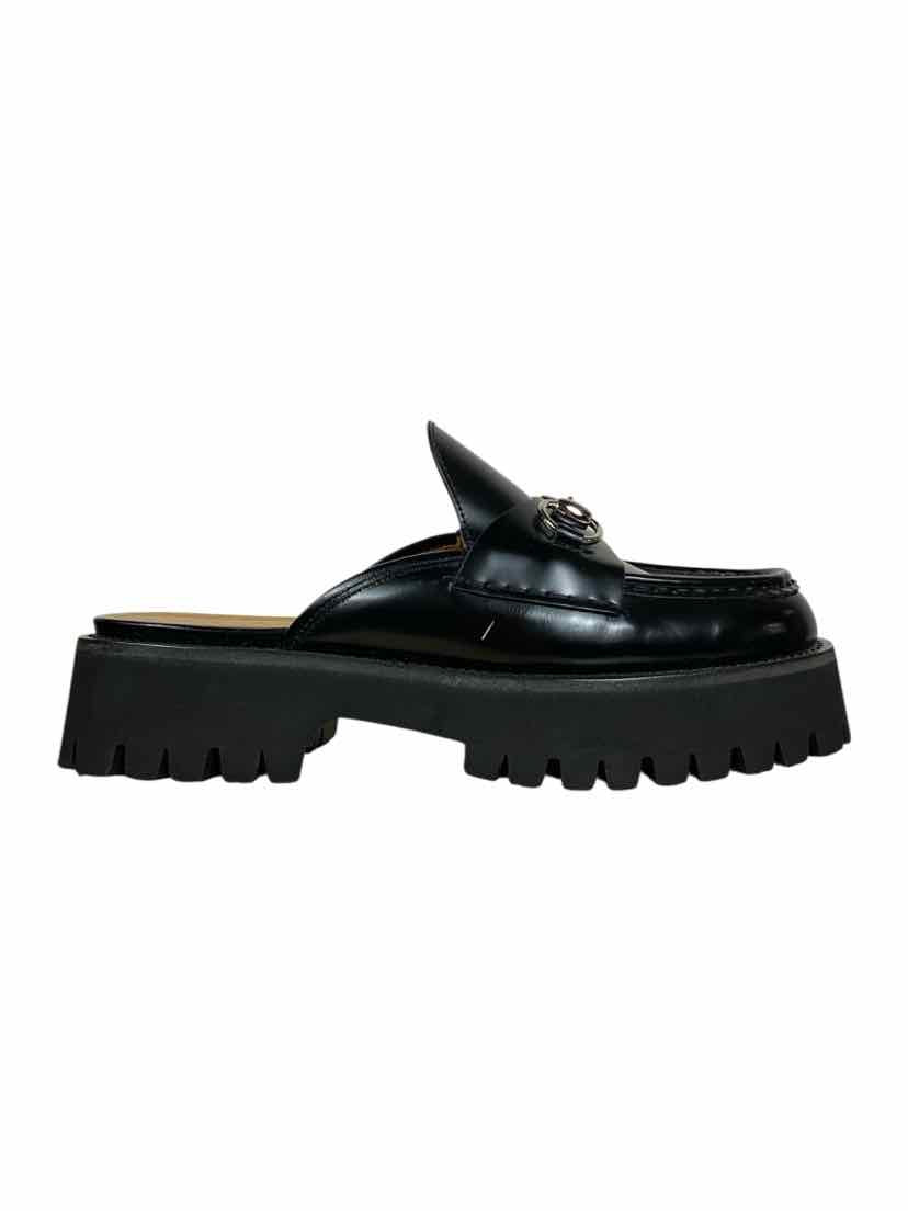 Gucci Size 37 Mules & Clogs