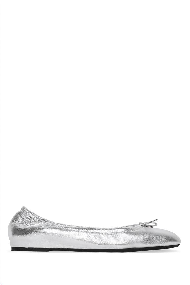 Valentino Size 39.5 VLogo Metallic Flats