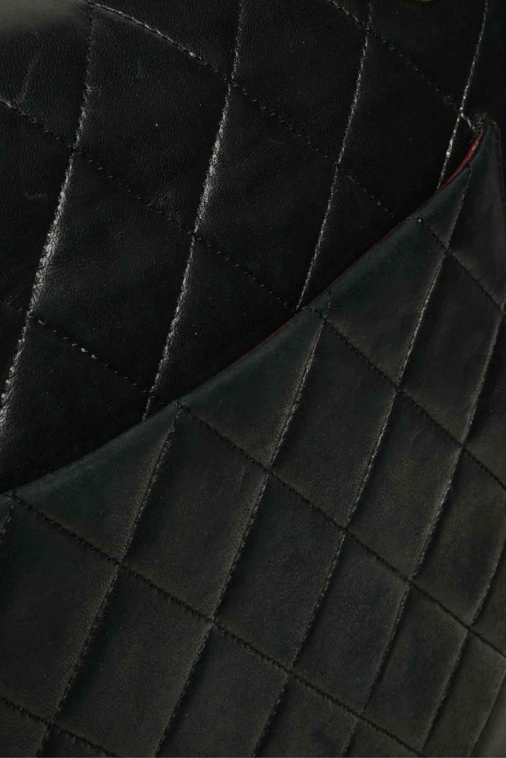 Chanel 1986-88 Jumbo Single Flap Shoulder Bag