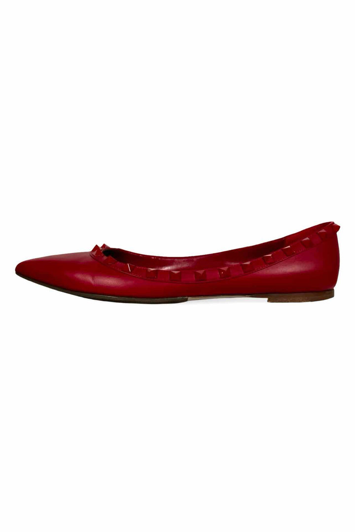 Valentino Size 40 Flats