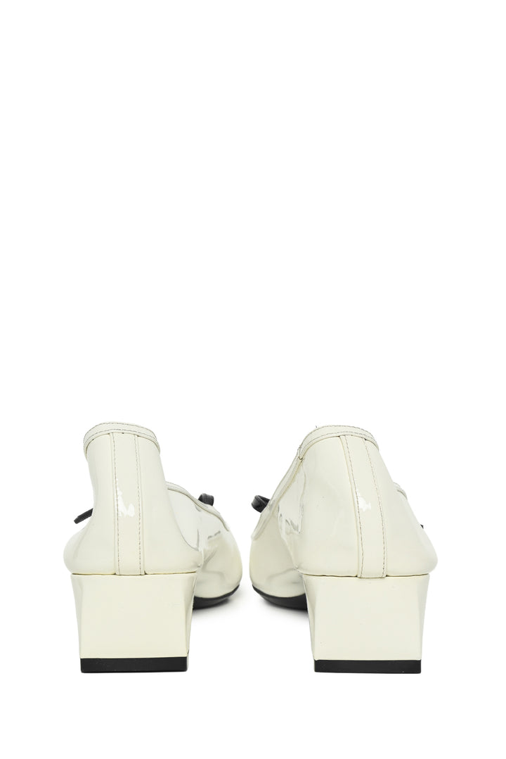 Khaite Size 38 Fawn Patent Leather Mary Jane Pumps