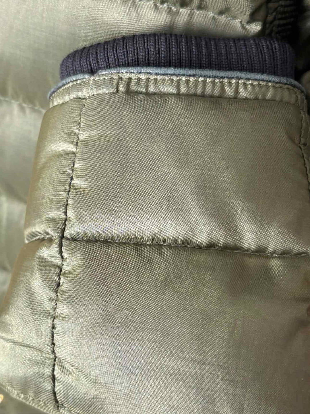 Burberry London Size 8 Quilted Poly Down Filled Coat