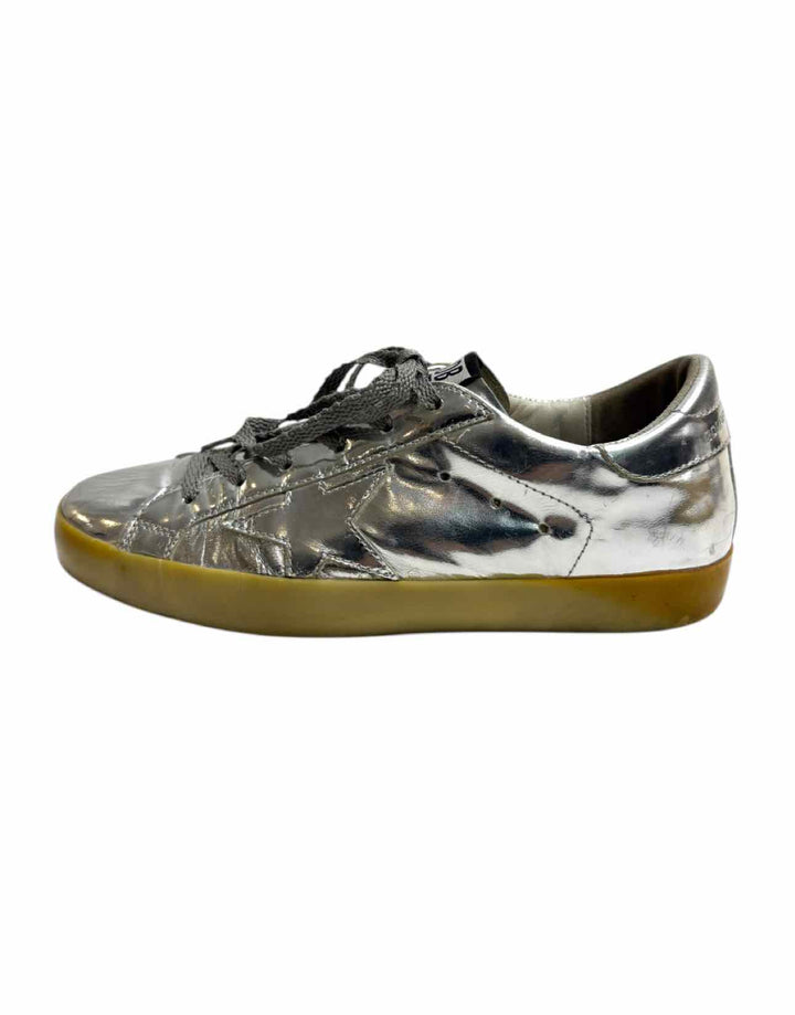 Golden Goose Size 38 Superstar Metallic Silver Leather Sneaker