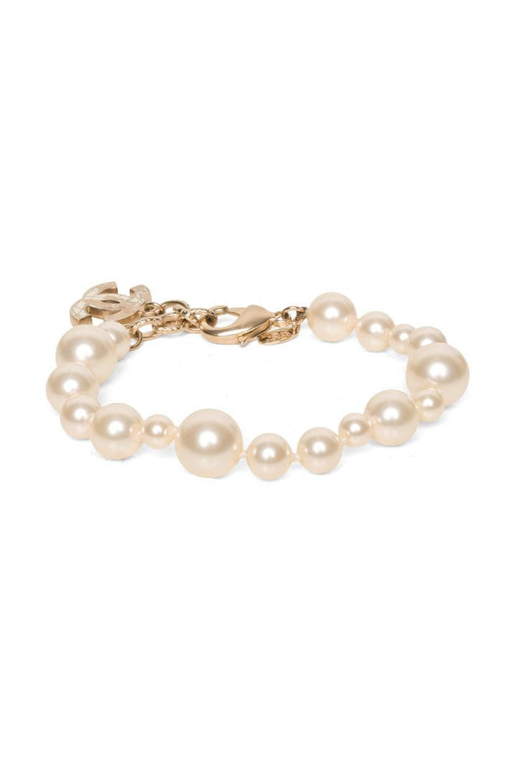 Chanel 2013 Enamel CC Charm Faux Pearl Beaded Bracelet