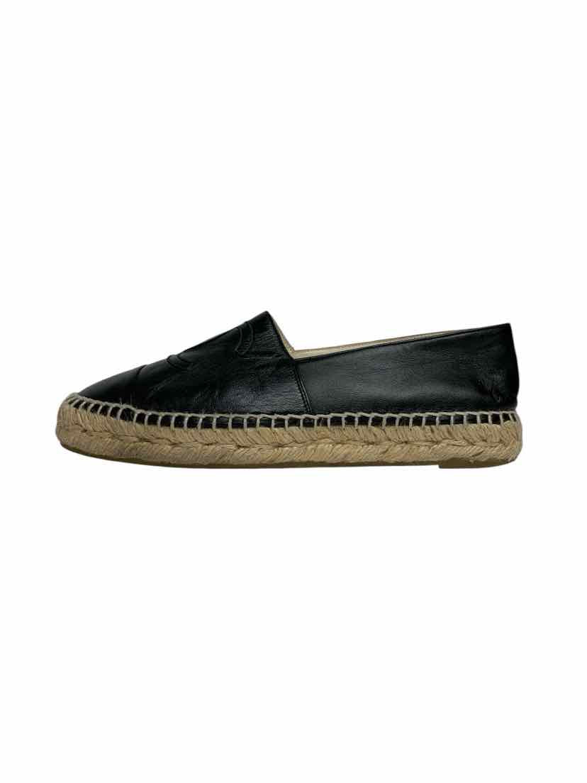 Chanel Size 36 CC Logo Leather Espadrille Flats