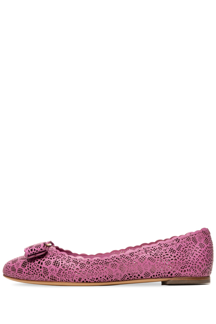Salvatore Ferragamo Size 7 Varina Flats