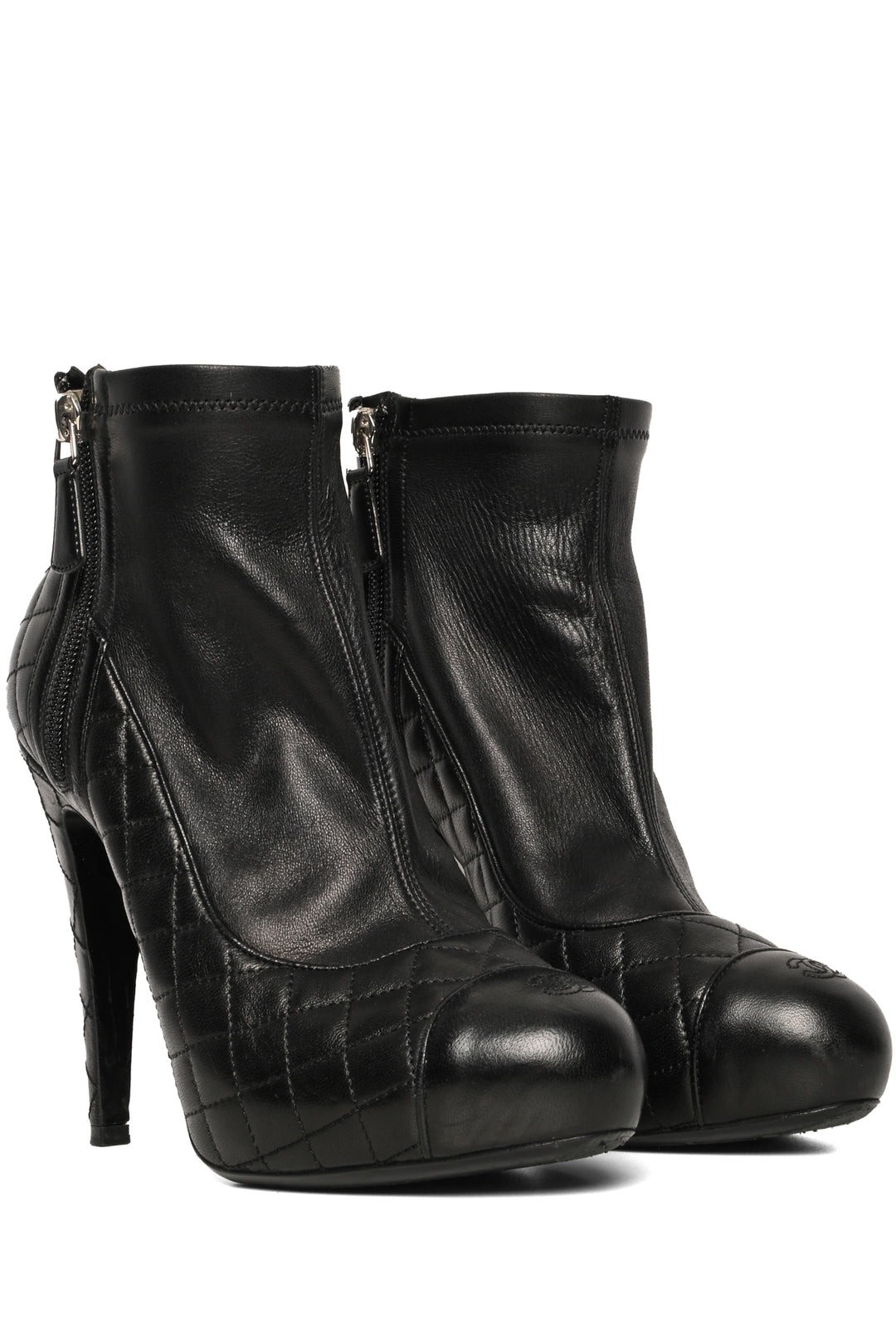 Chanel Size 38 CC Quilted Leather Ankle Boots