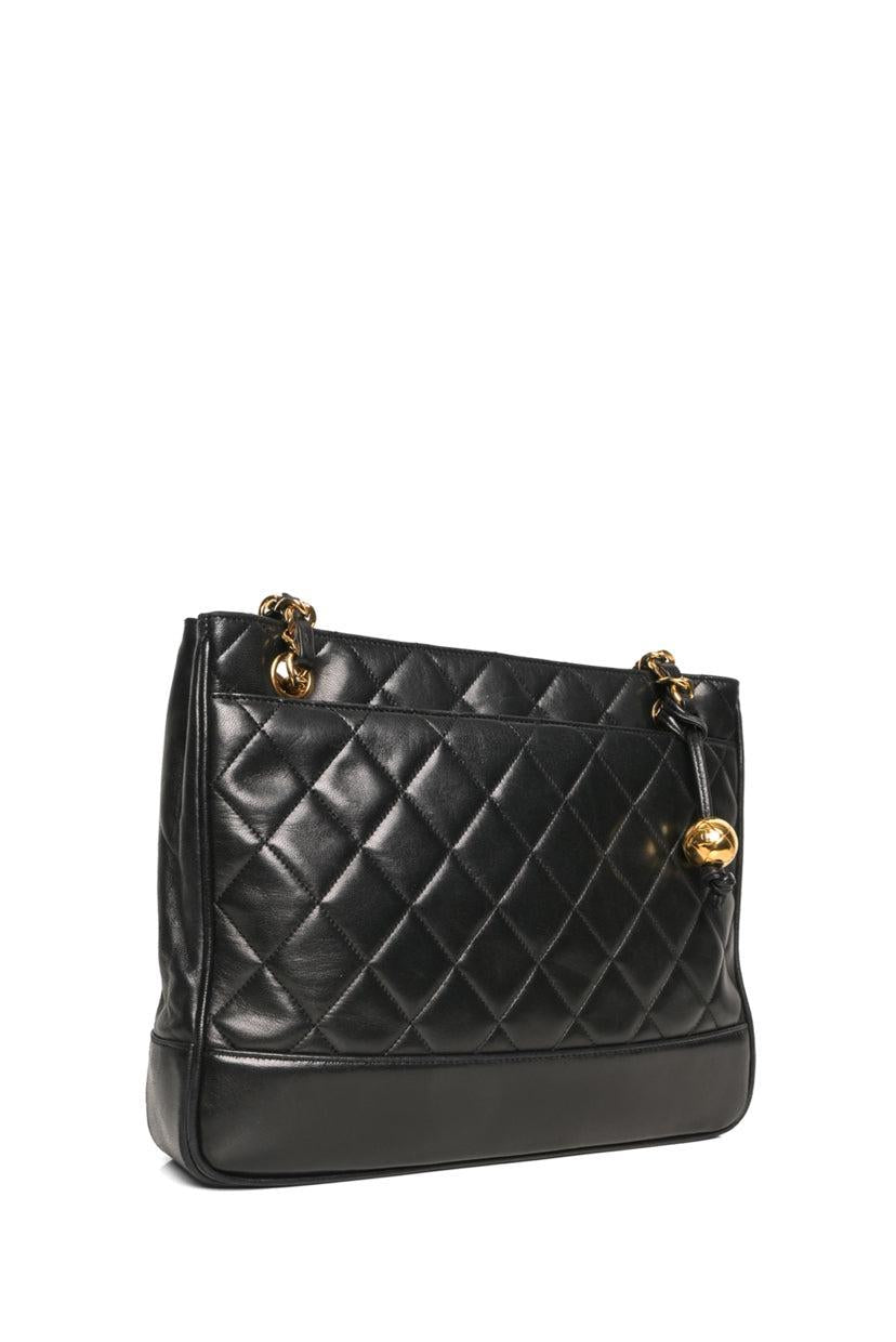 Chanel 1991-1994 Quilted Leather Chain Tote