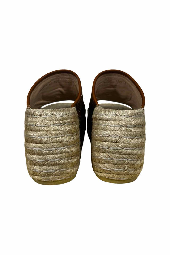 Gucci Size 37 Sandals