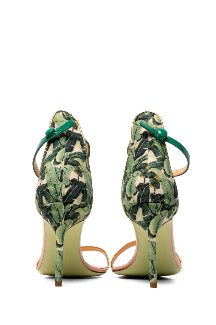 Size 37.5 Pumps