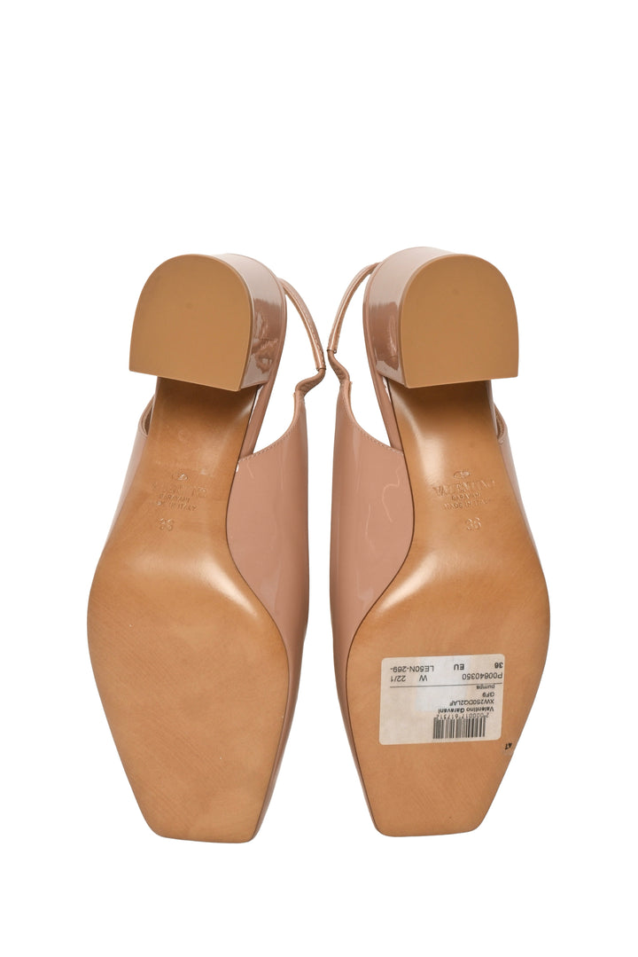 Valentino Size 36 One Stud Patent Leather Slingback Pumps
