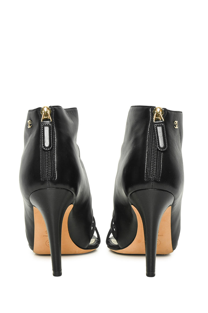 Chanel Size 36.5 Caged Faux Pearl CC Logo Leather Sandals