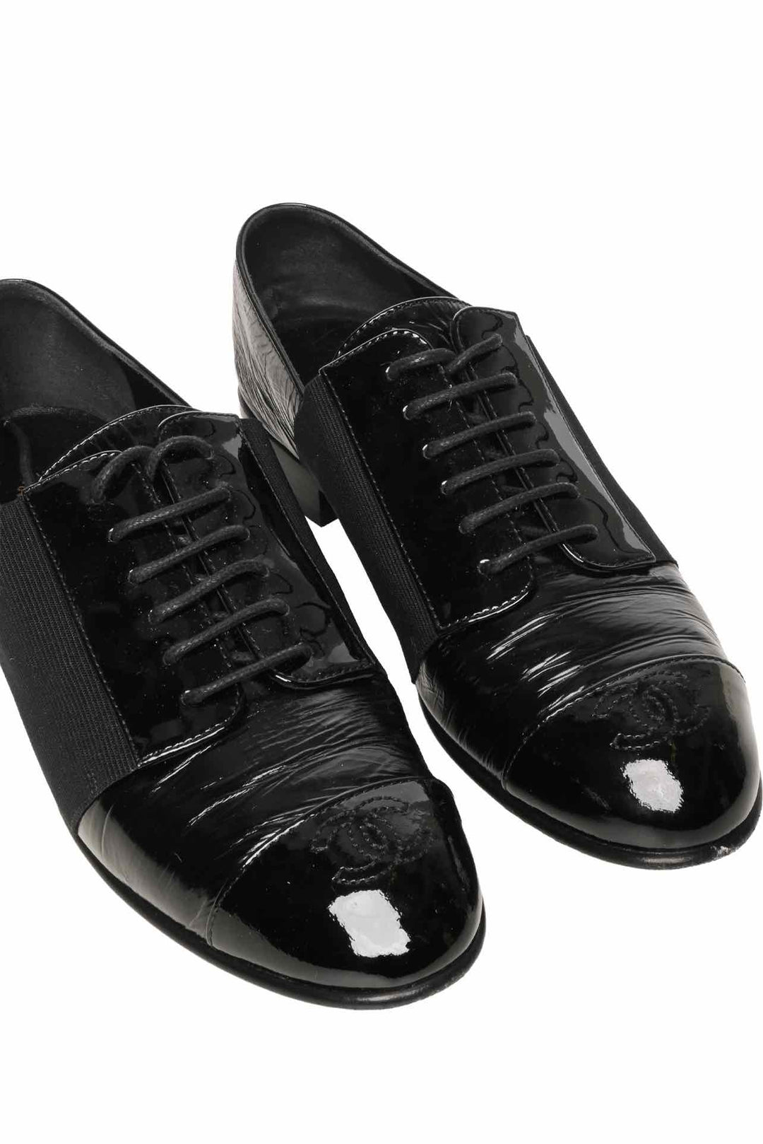 Chanel Size 35 Crinkle Leather Elastic Lace Up Cap Toe CC Loafers