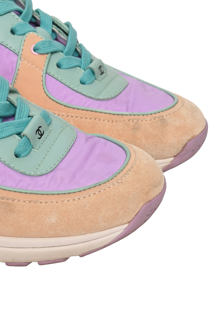 Chanel Size 39 Nylon, Leather & Suede Colorblock CC Sneaker