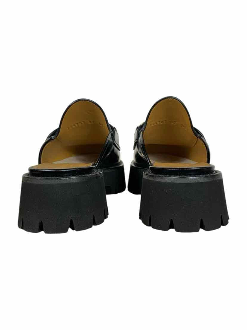 Gucci Size 37 Mules & Clogs