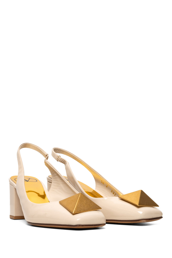 Valentino Size 36 One Stud Patent Leather Slingback Pumps