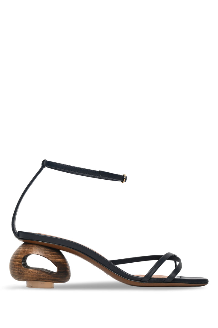 Neous Size 36 Phippium Leather Sandals