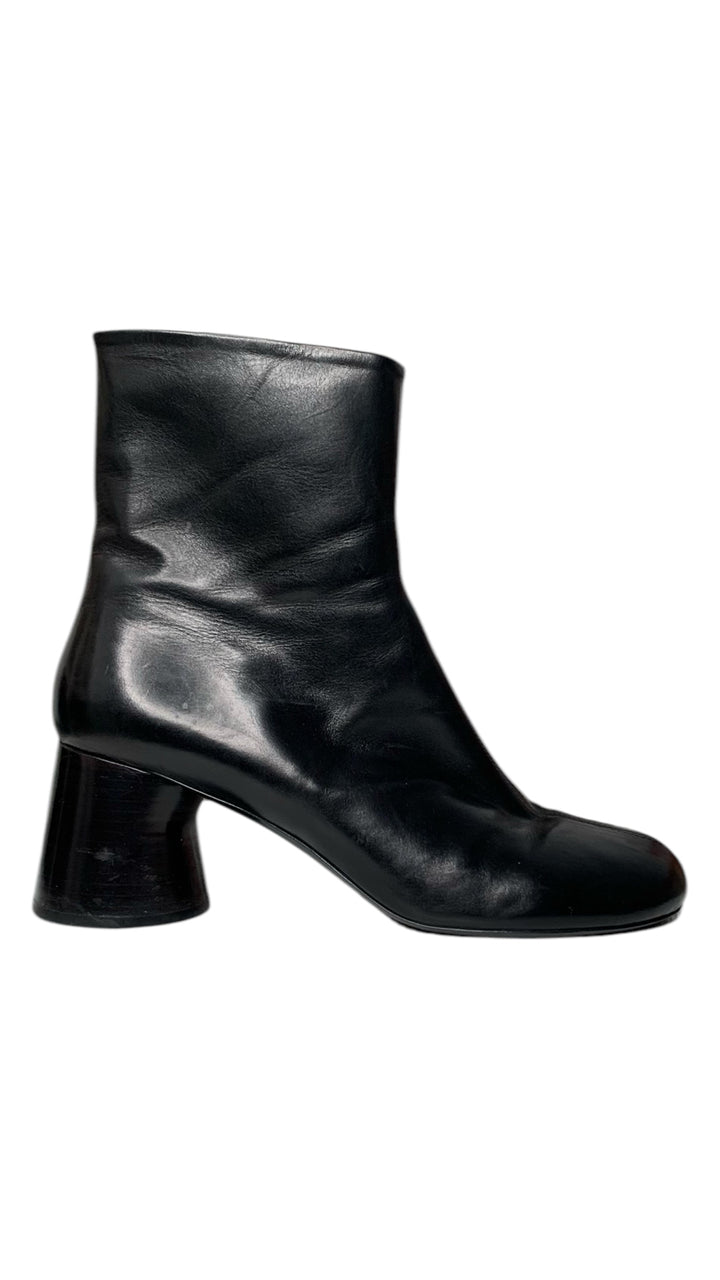 Khaite Size 40 Ankle Boots