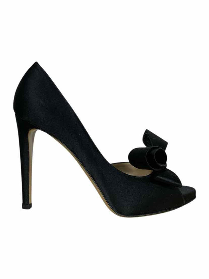 Valentino Size 39 Pumps