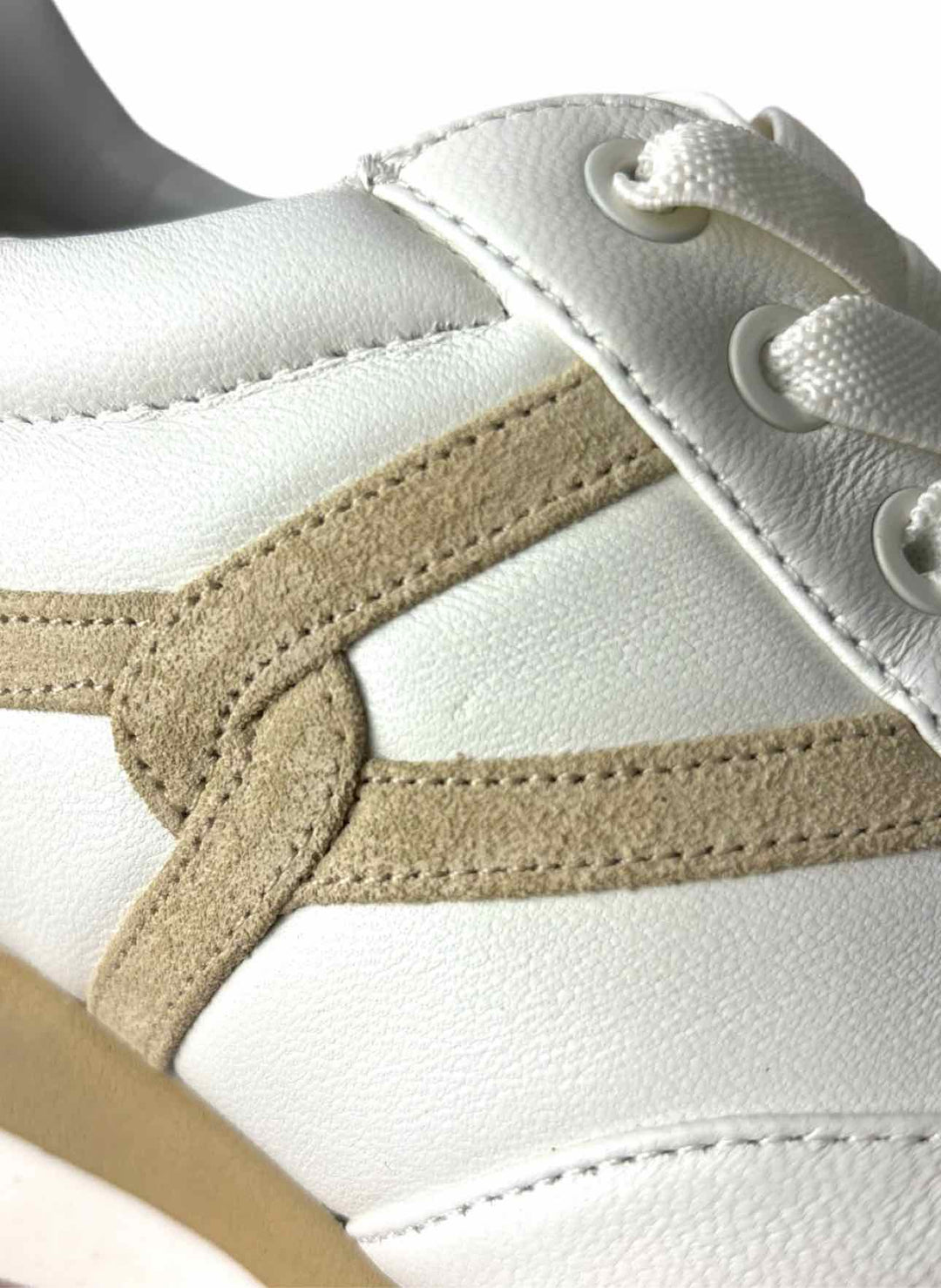 Veronica Beard Size 9.5 Valentina Leather Sneaker
