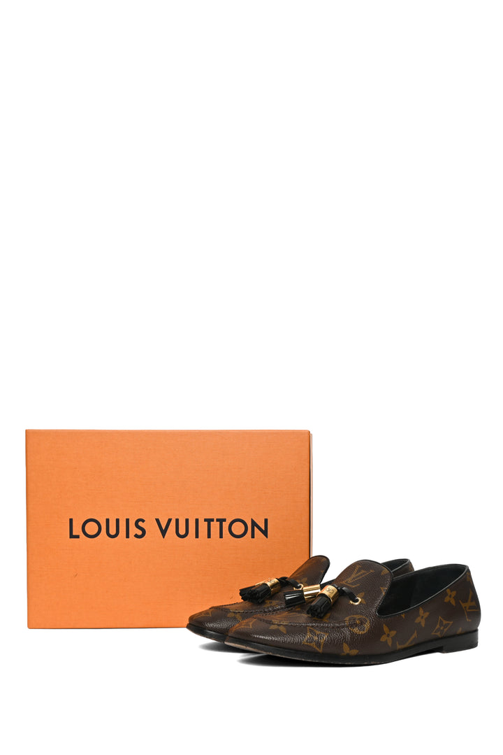 Louis Vuitton Size 36.5  society monogram loafer