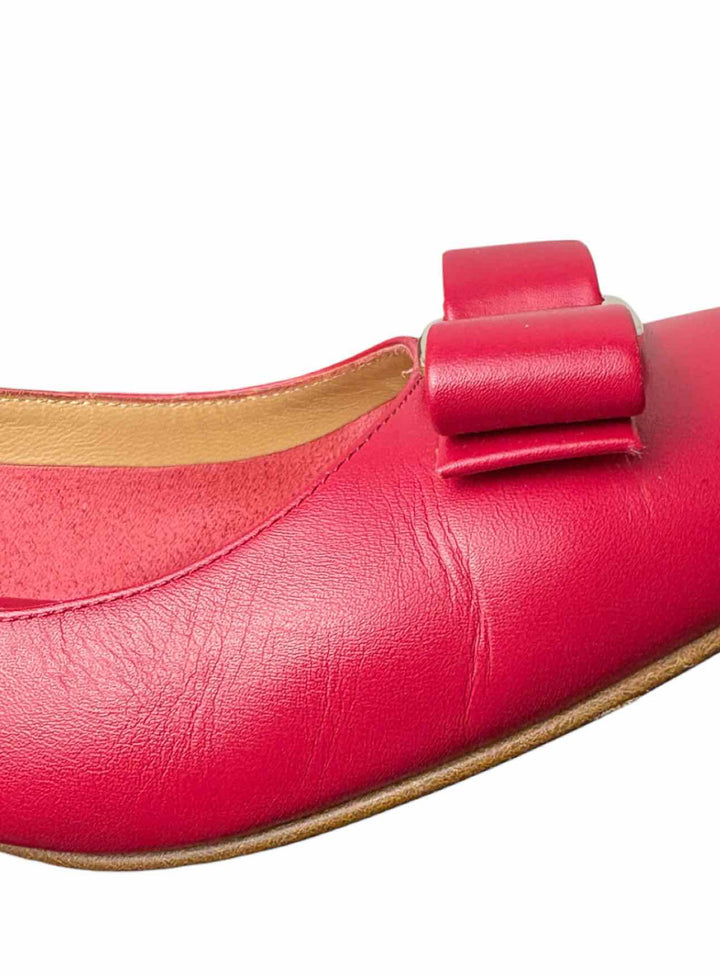 Ferragamo Size 8 Vara Leather Pumps