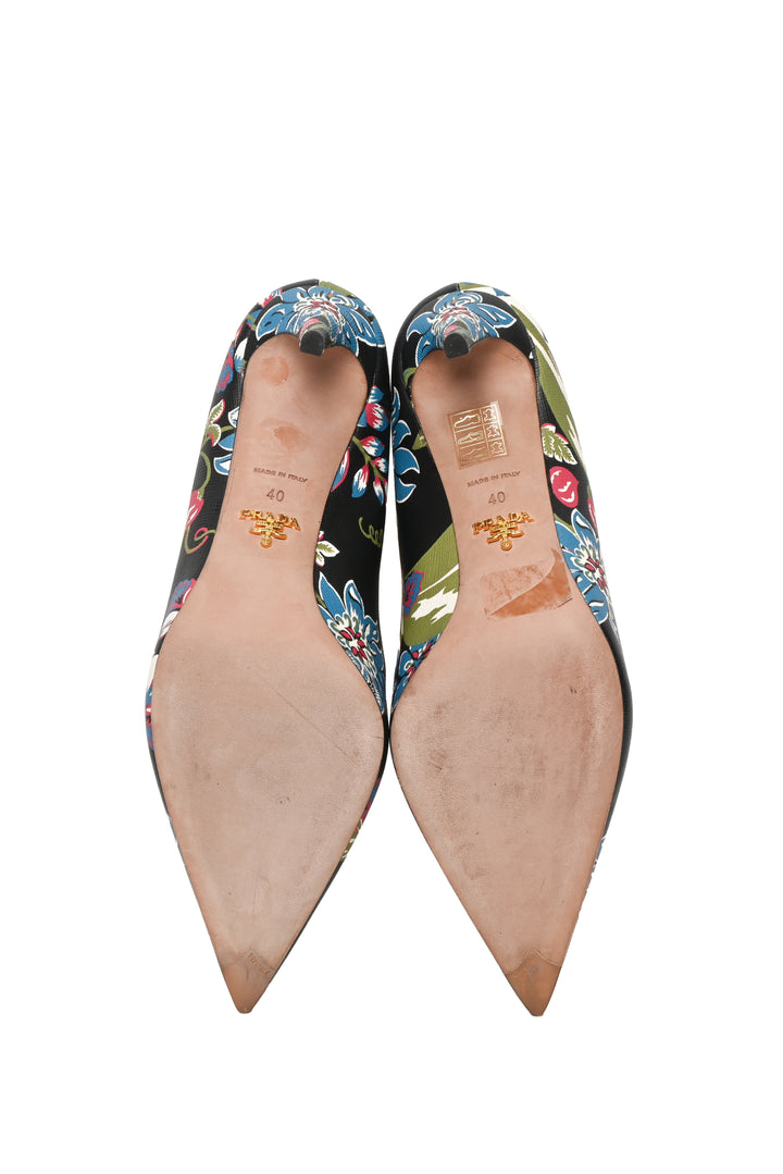 Prada Size 40 Floral Leather Pointed Toe Pumps