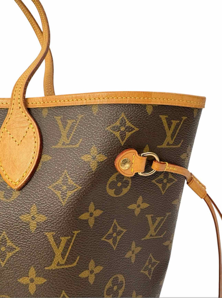 Louis Vuitton Neverfull MM Monogram Coated Canvas Tote