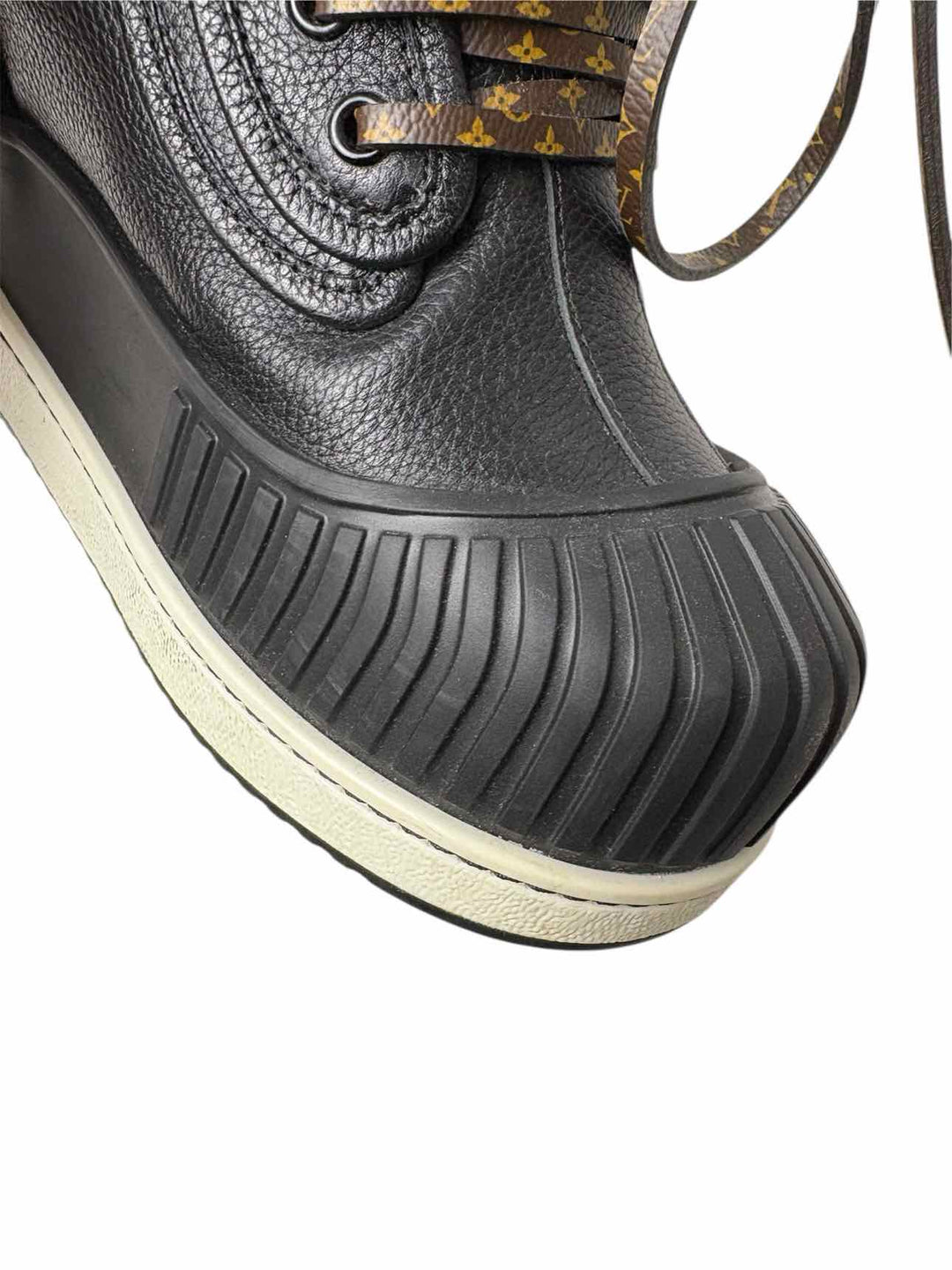 Louis Vuitton Size 36 Monogram Slalom Flat Half Boots