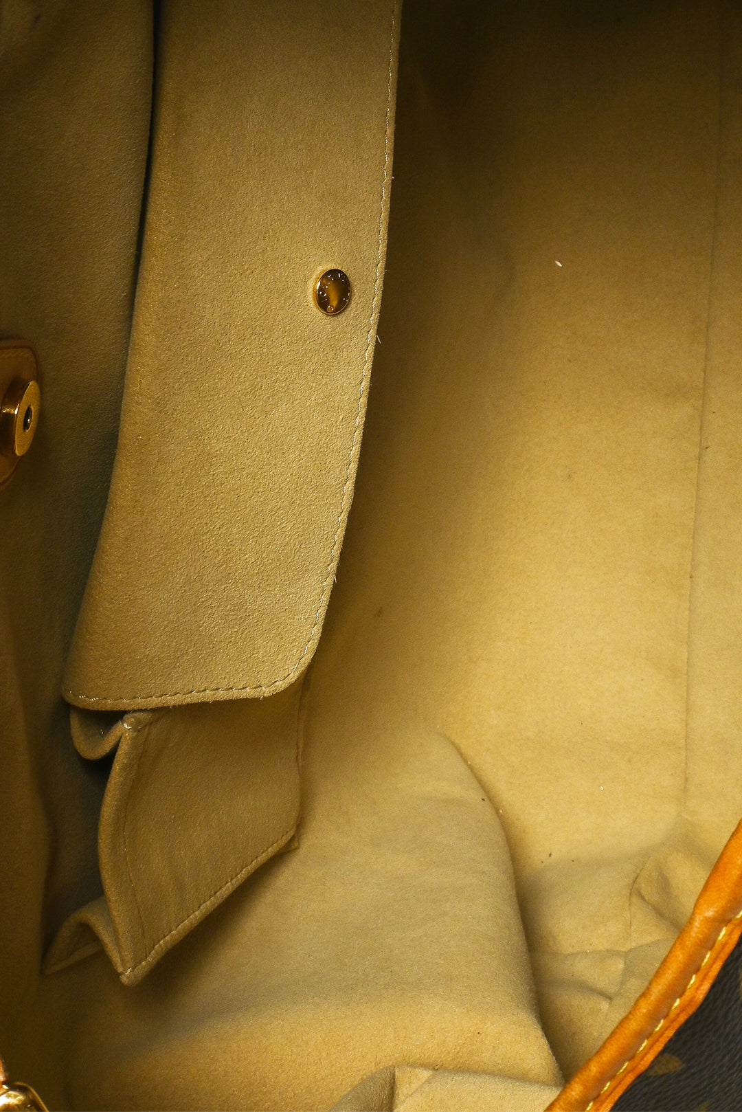 Louis Vuitton 2011  Monogram Galliera GM