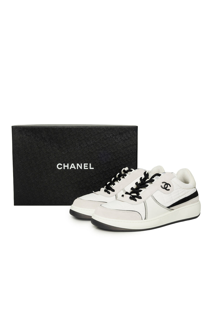 Chanel Size 39.5 Suede Fabric Calfskin Womens CC Sneaker