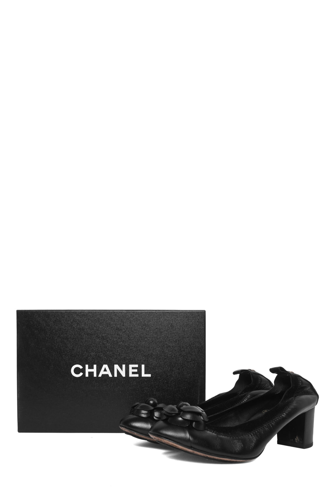 Chanel Size 39 Camelia Pumps