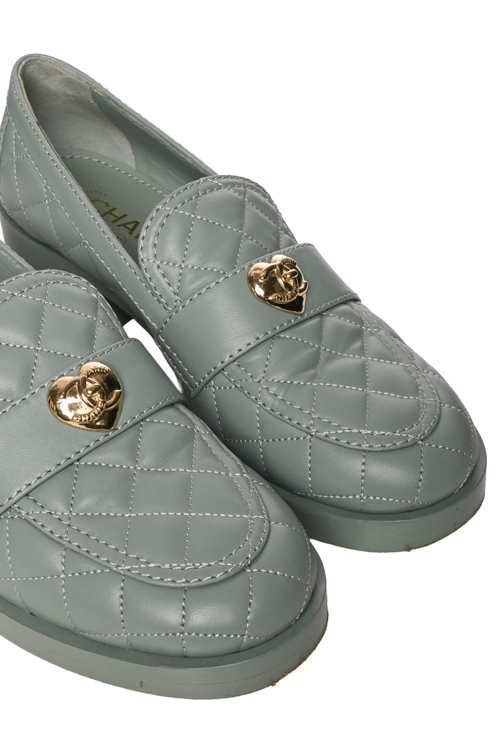 Chanel Size 39 Sweetheart Loafers