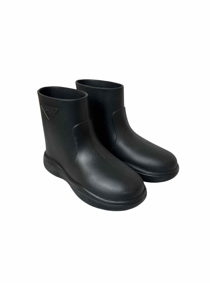 Prada Size 38 Mellow Rubber Ankle Boots